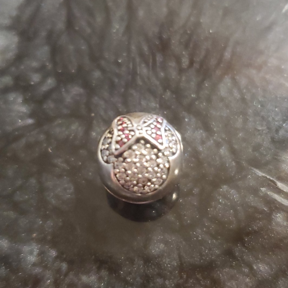 Pandora disney clip